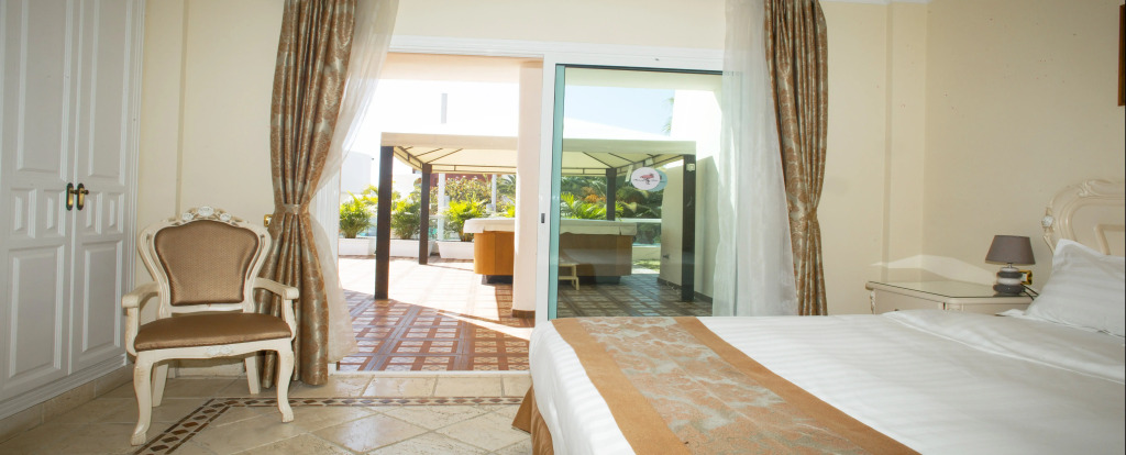 Flamingo Suites Boutique Hotel