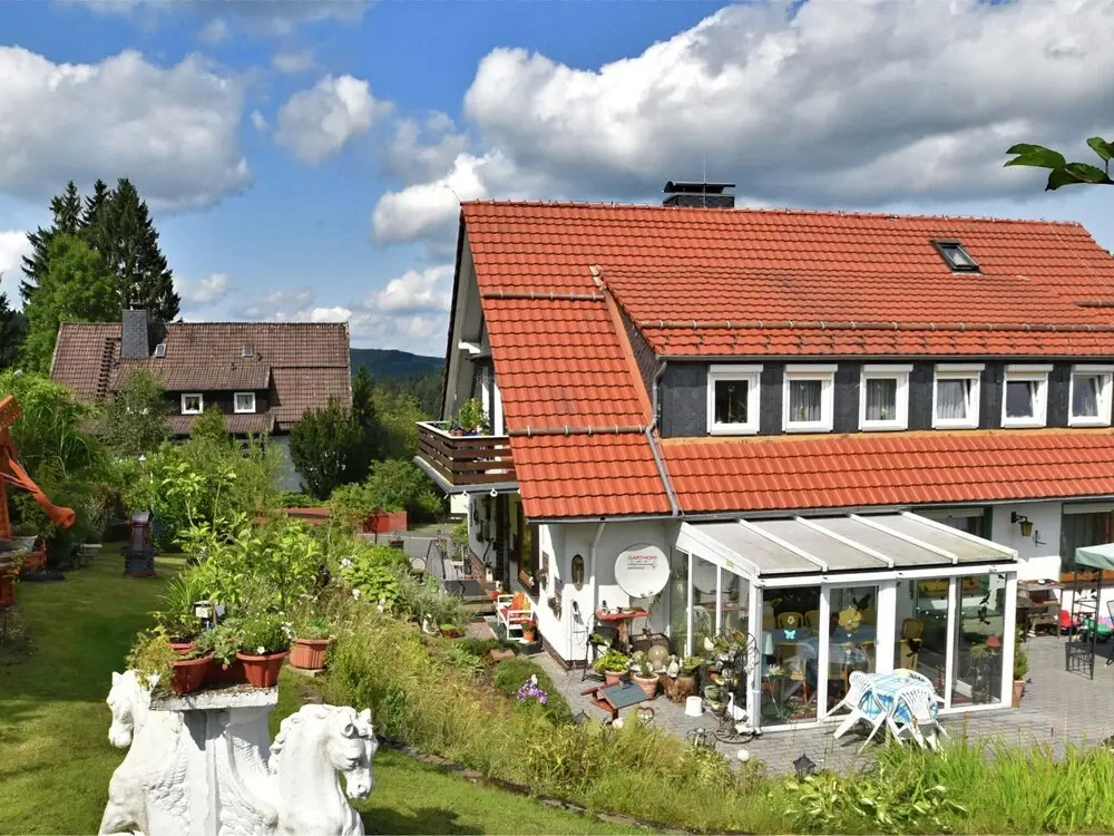 Flat for 10 People With a Large Conservatory at the Edge of the Forest in the Harz Region