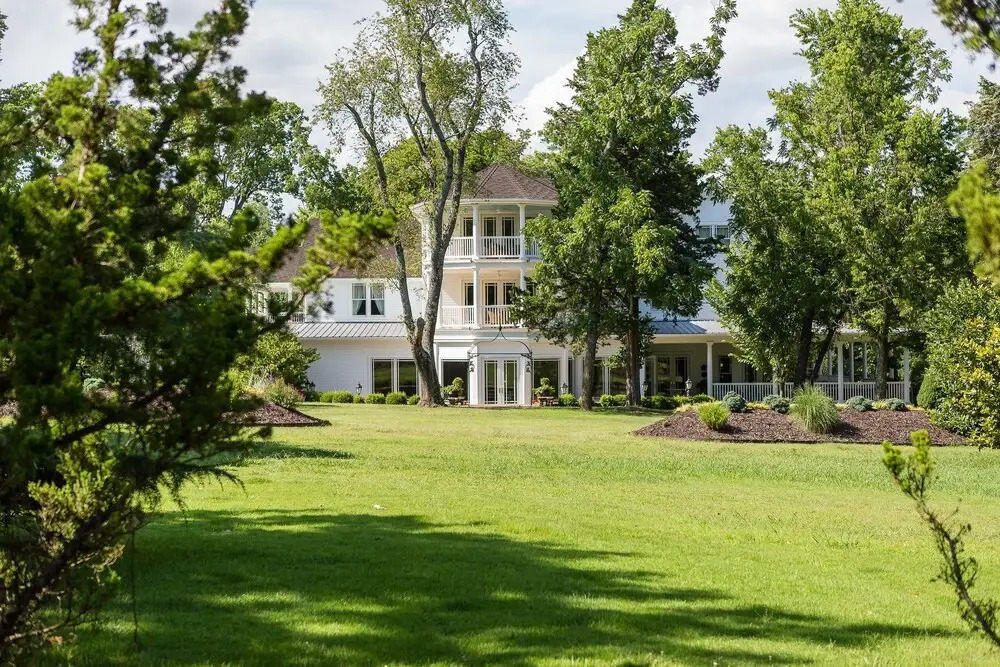 Pratt Place Inn and Barn