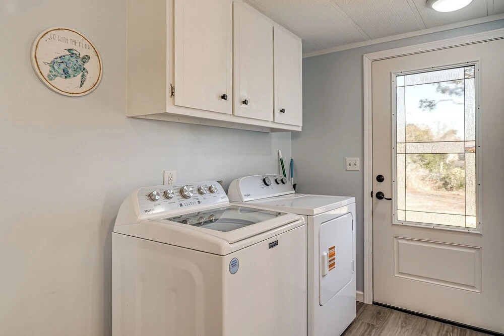 2 Mi to Beaches: Breezy Panama City Home w/ Deck!