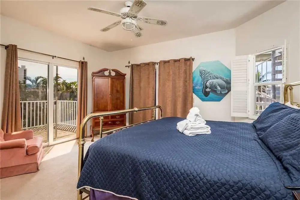 USS Gulf Breeze Beach - Five Bedroom Home