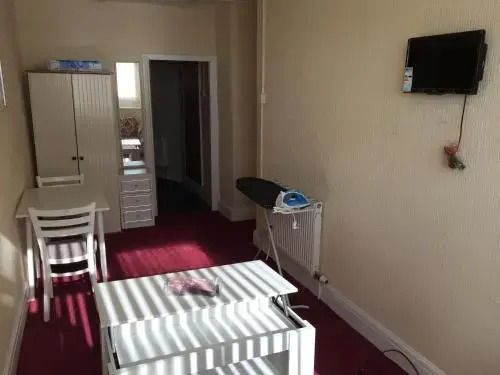 Promenade Beach Apartments