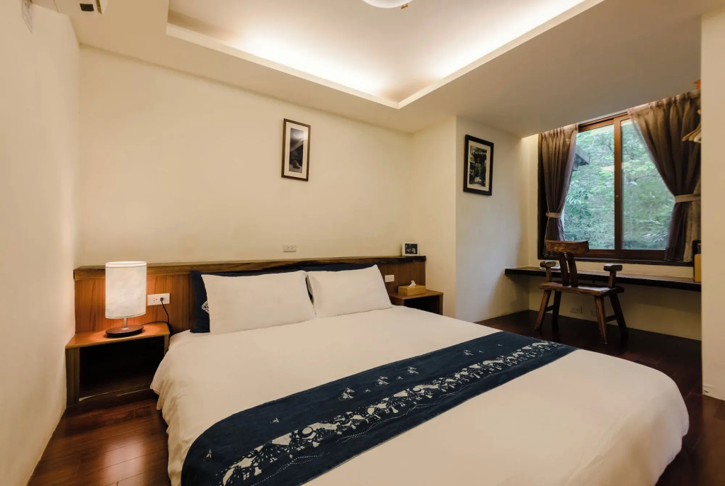 Zhuo Ye Cottage