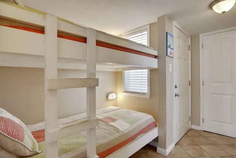 Seascape 1222 2 Bedrooms 2 Bathrooms Condo