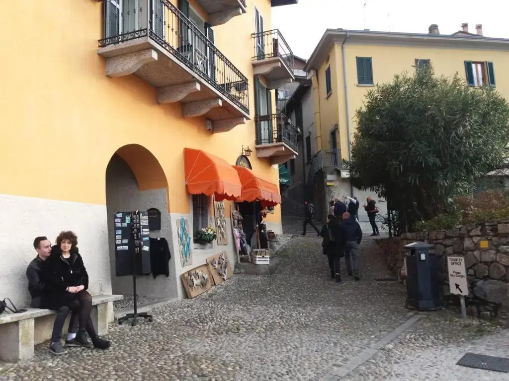 I Tre Oleandri Varenna