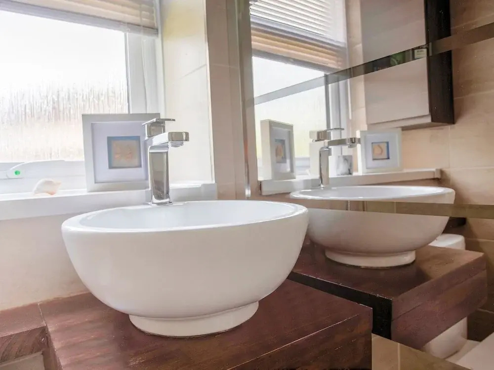 Restful Apartment in London near Westfield Shopping Center