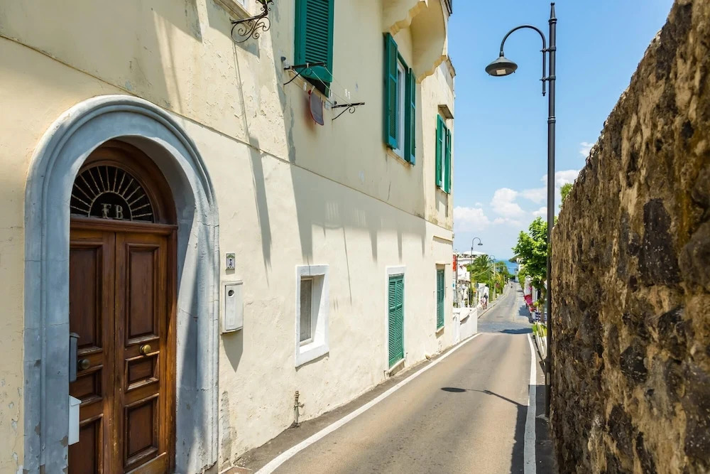 Blu Infinity Terrace on Ischia Center