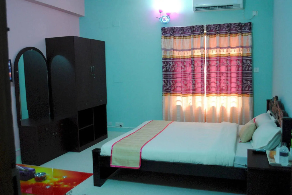 Dhaka Premier Hotel