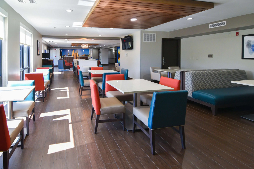 Best Western Plus Lafayette Hotel University Area