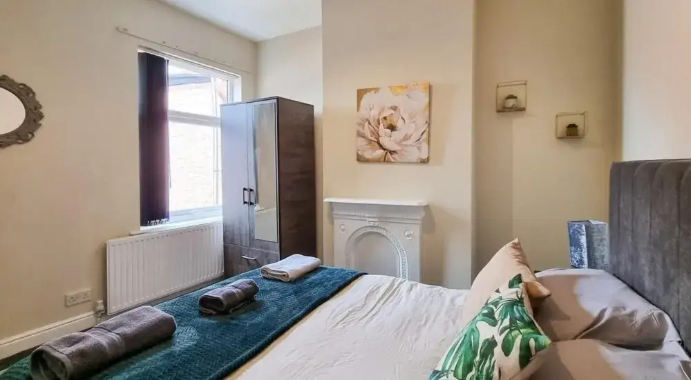 Clarence Co-Living - Private Room Self-Cater