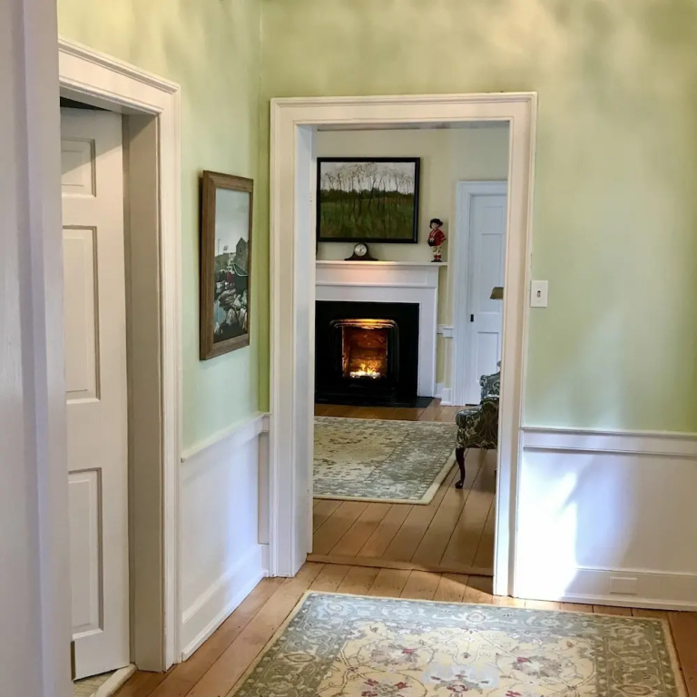 Charred Oaks Inn