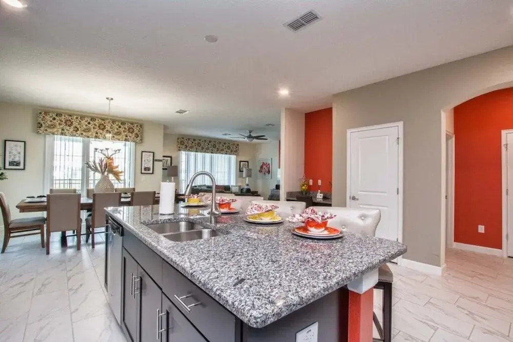 Storey Lake- 6 Bedroom Pool Home- 1654ST