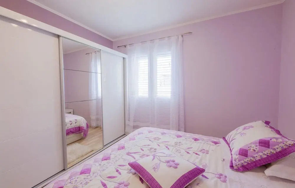 Stunning Home in Prigradica With Wifi and 2 Bedrooms