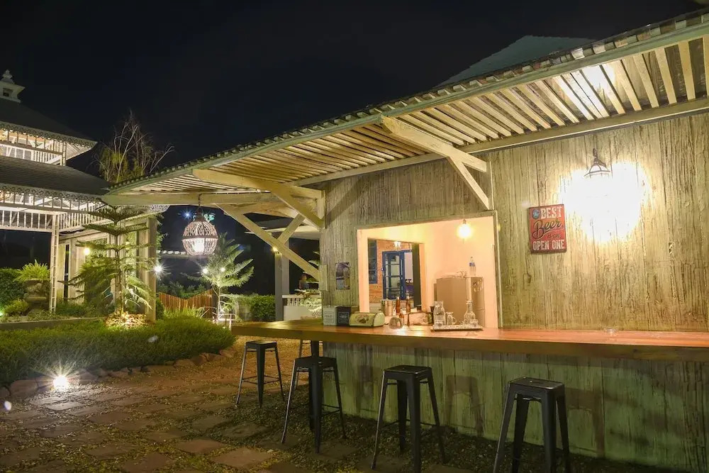 Toobs Hostel - Adults Only