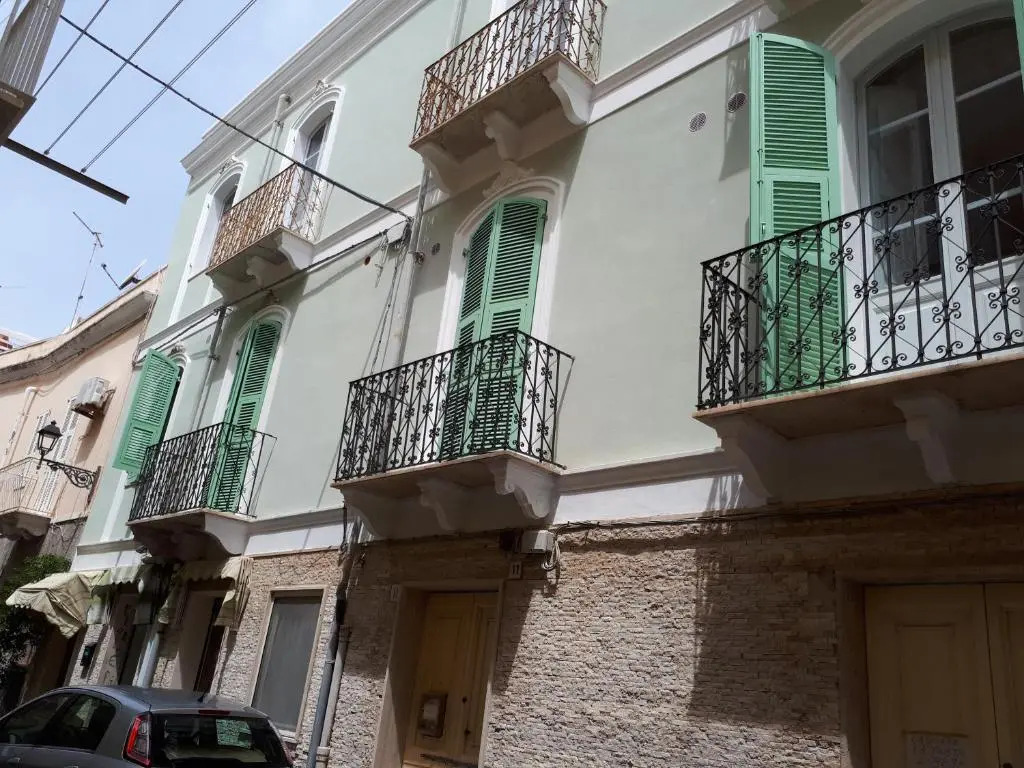 Sofia Family Suites