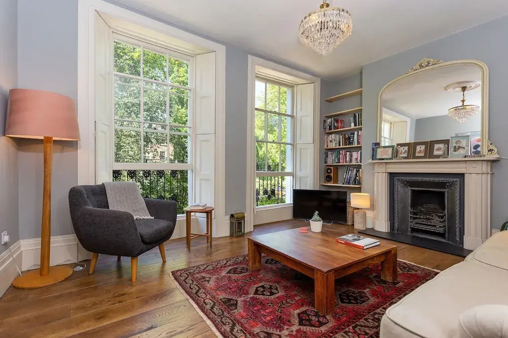 Two Bedroom House in Islington