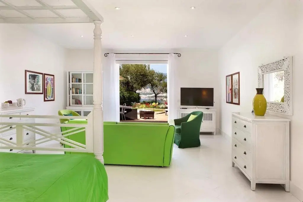 Amore Rentals - Villa Bianca