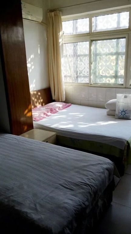 Caishi Jingya Hotel