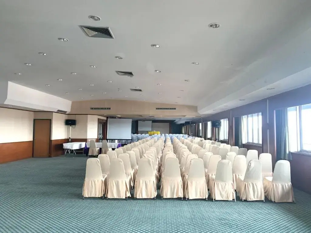 โรงแรมโกลเด้นแกรนด์ พิษณุโลก
