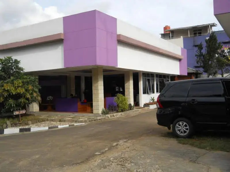 Sapphire Hotel