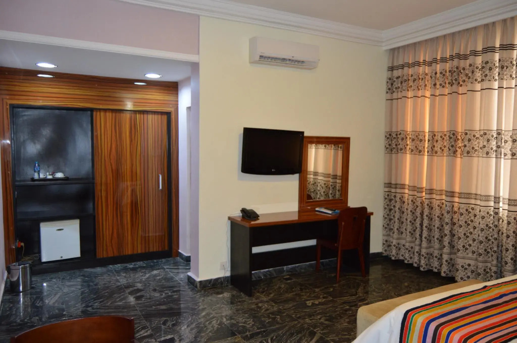 Hans Place Hotel
