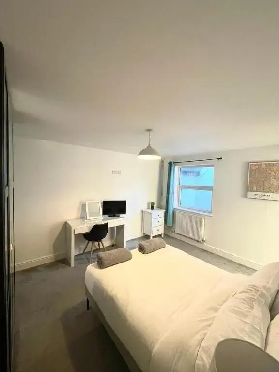 Prosper House Apartment 5