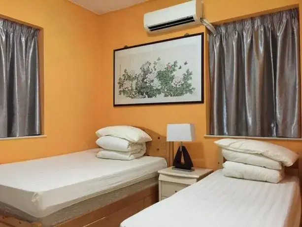 Marlboro Hostel
