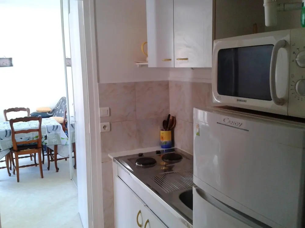 Studio In Guethary With Enclosed Garden 150 M From The Beach