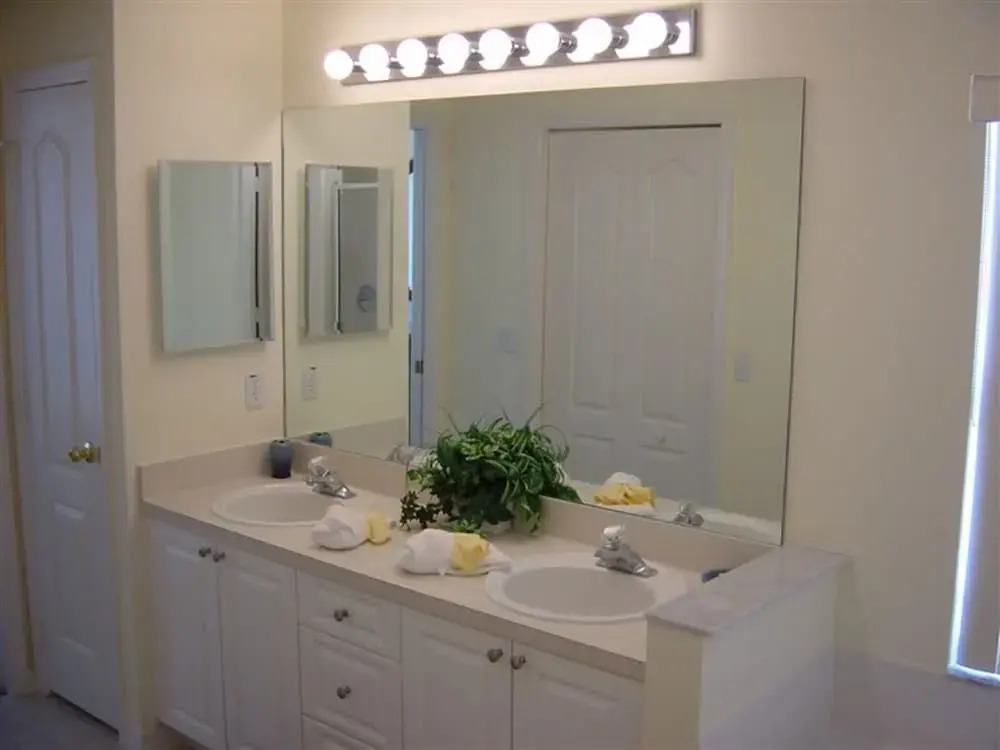This is a Wonderful 4 Bedroom Vacation House to Stay in Wail in Davenport