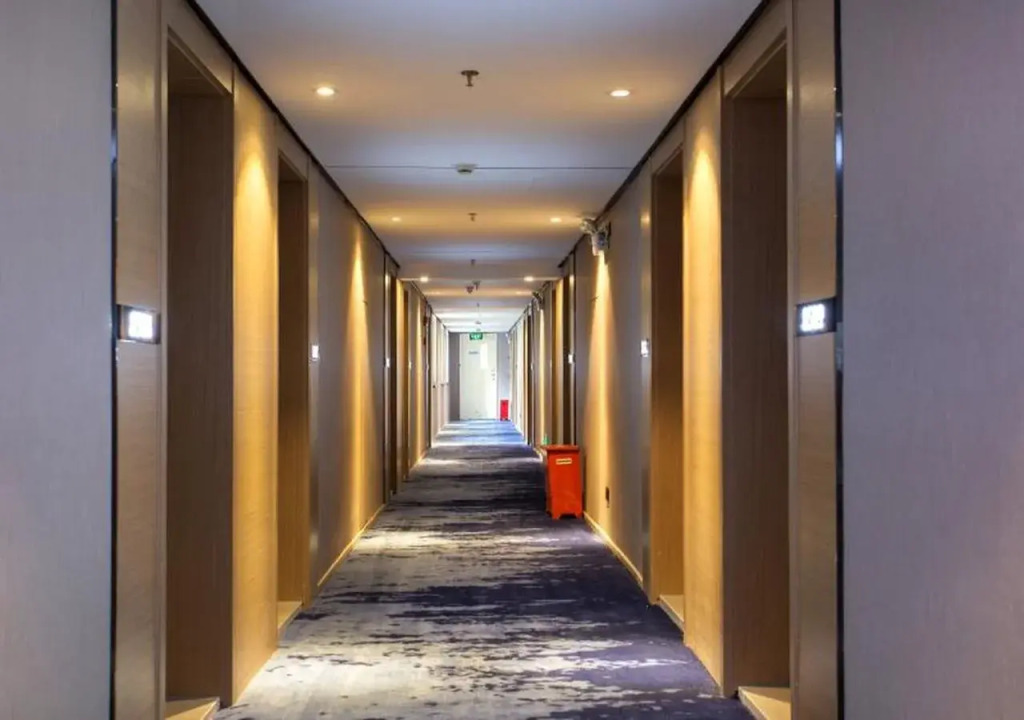 SS Hotel(Shanghai Yan An West Road Branch)