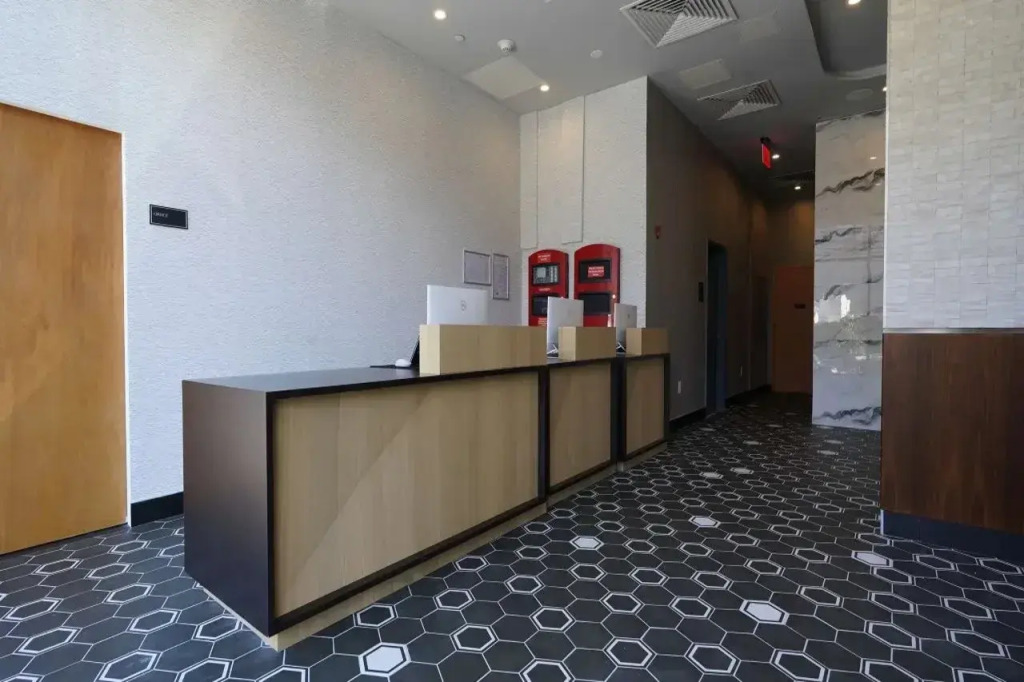 DoubleTree by Hilton Long Island City, NY