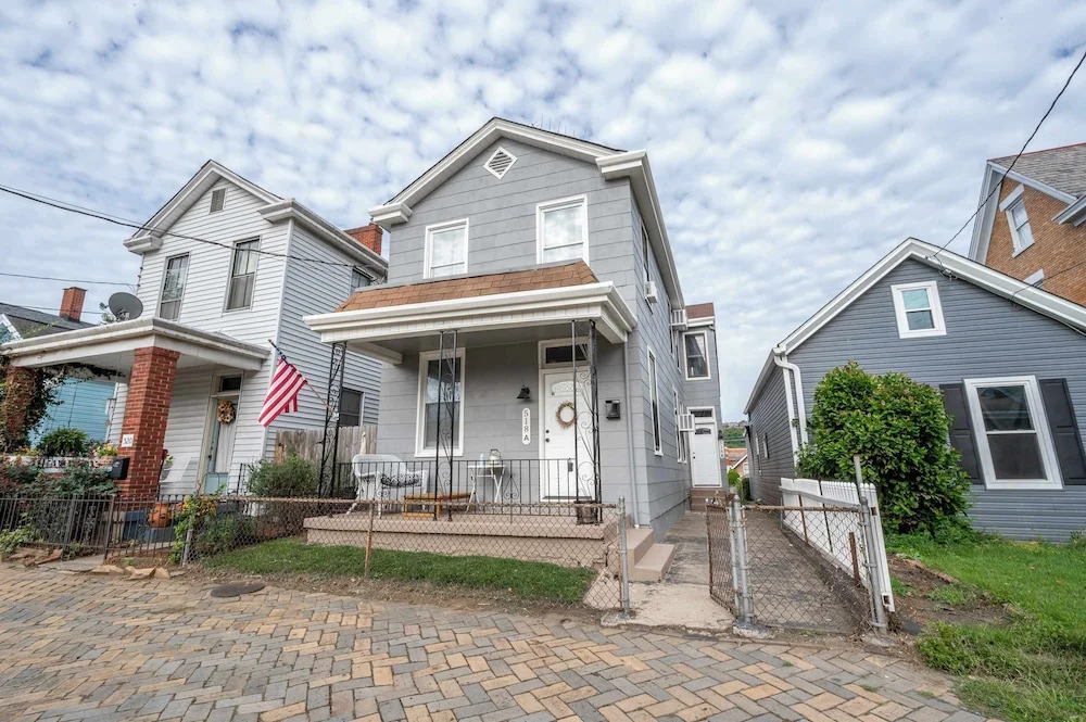 Historic Ludlow Apt B