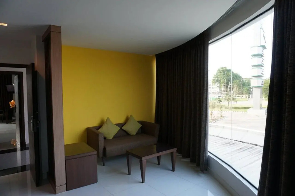 The One Hotel