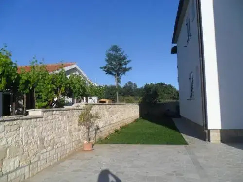 Apartment in Medulin with air conditioning washing machine