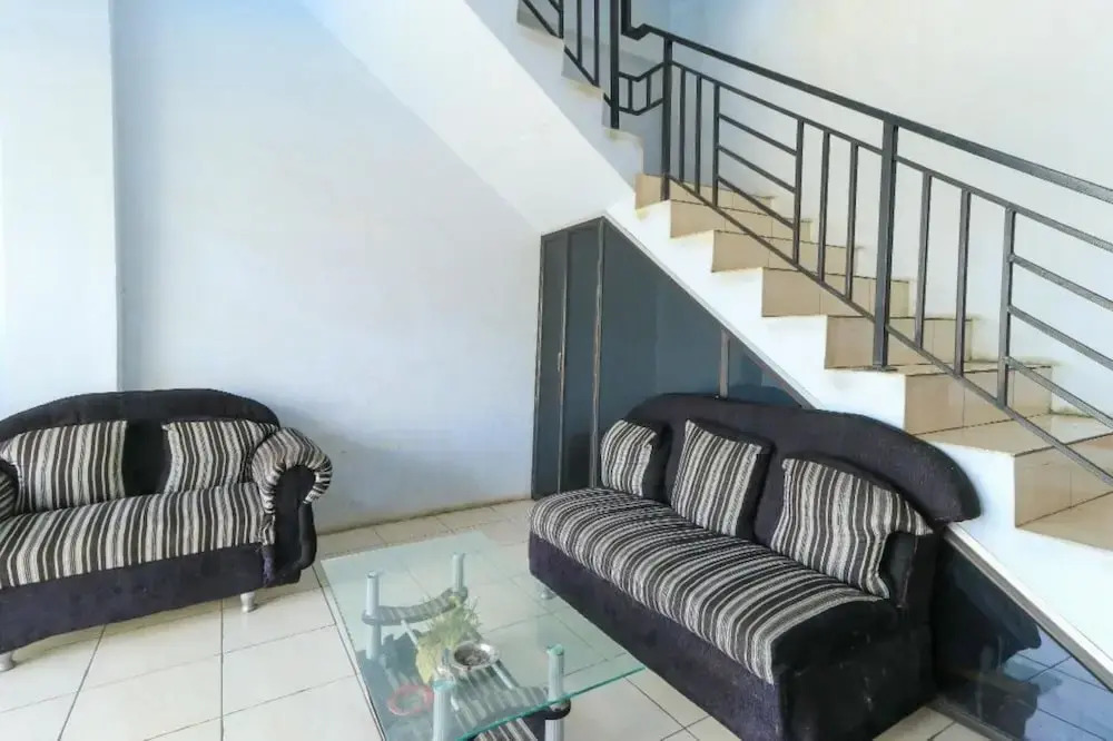 OYO 91263 Dinar Homestay