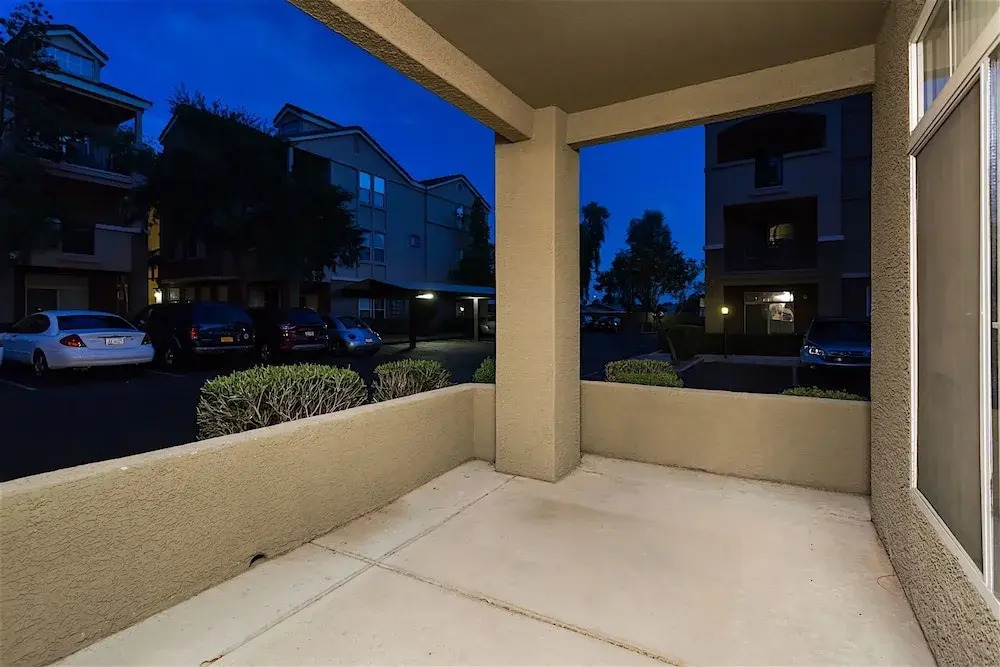 Wonderland 2 BR by Casago