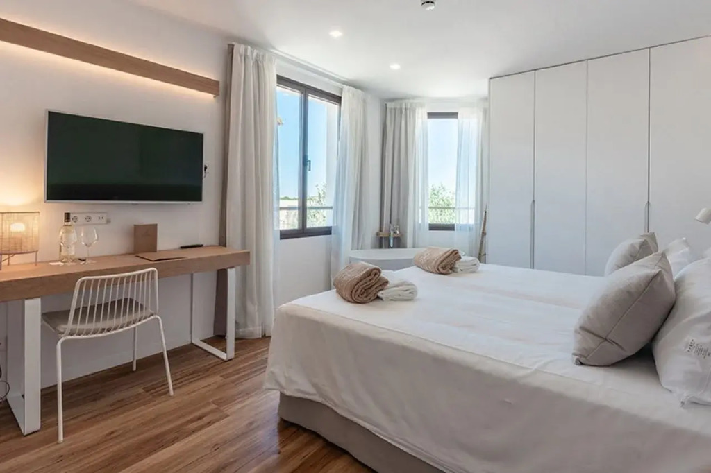 Ynaira hotel & Spa