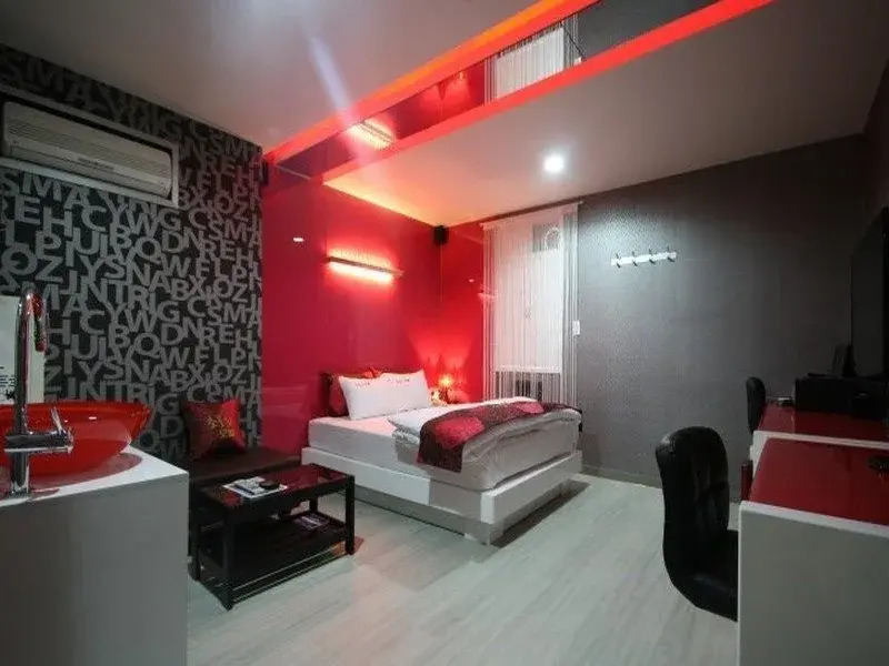 Chocolate Motel