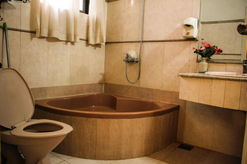 Lahore Guest House