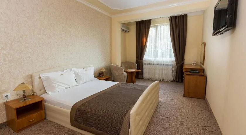 Zornica Hotel