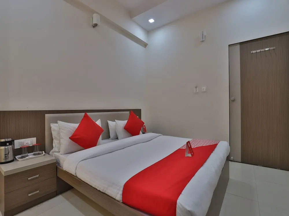 OYO 12309 Hotel Ananya