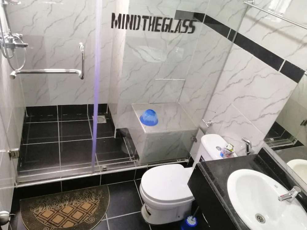 Chalon Suites