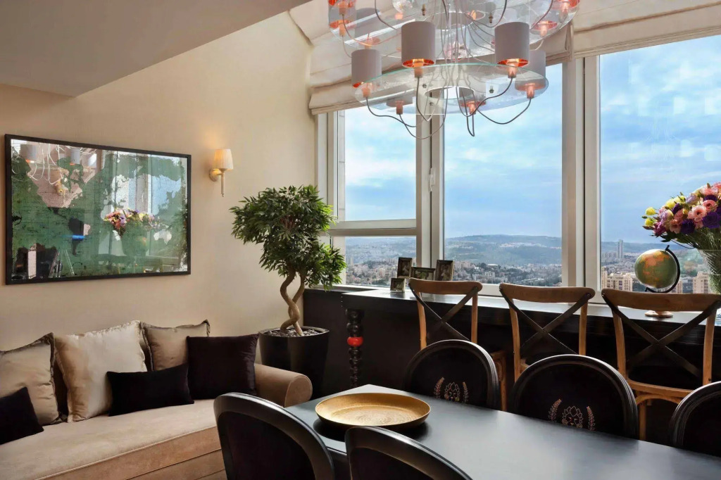21st Floor Hotel