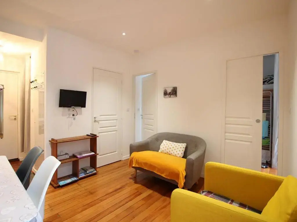 Appartement La Bourboule, 3 pièces, 5 personnes - FR-1-608-96