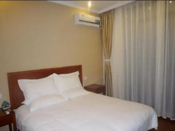 GreenTree Inn Jiangsu Wuxi Meiyuan Kaiyuan Temple Subway Master Station Express Hotel