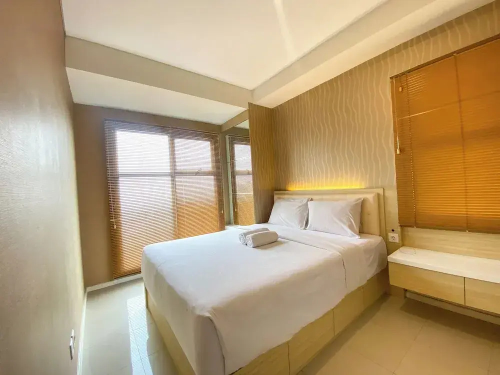 Metropolitan Manor 2Br Apartment At Parahyangan Residence