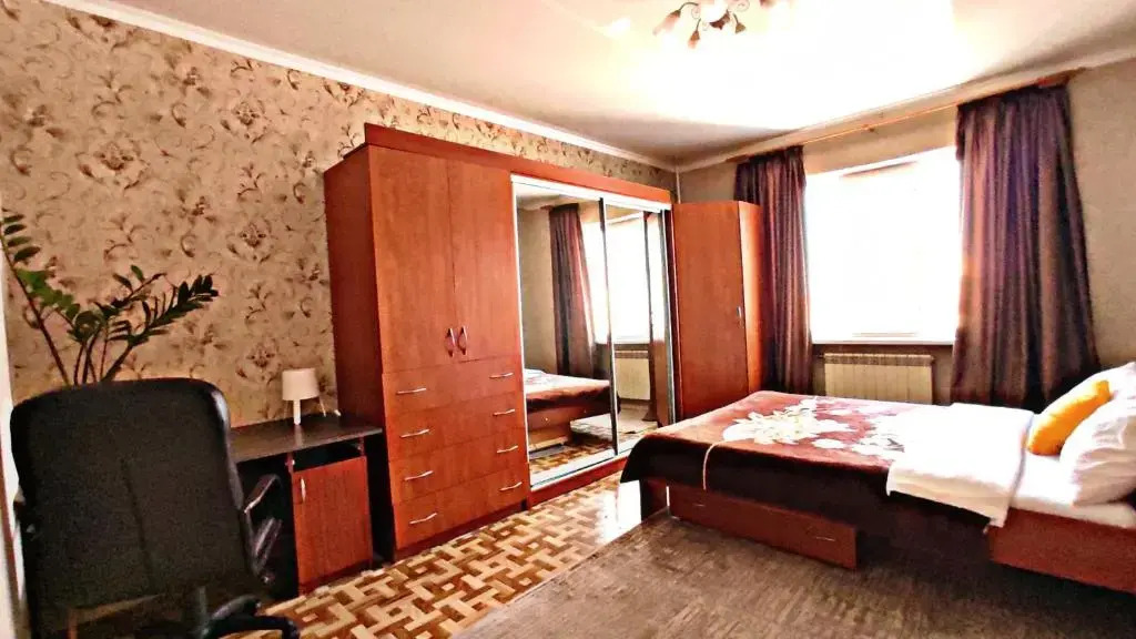 Apartment White Spring
