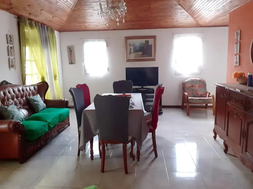 House With 3 Bedrooms in Deshaies, With Wonderful sea View, Terrace an