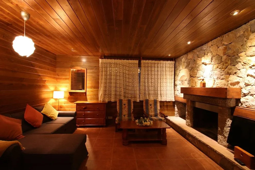 Apartaments Piteus Casa Dionis