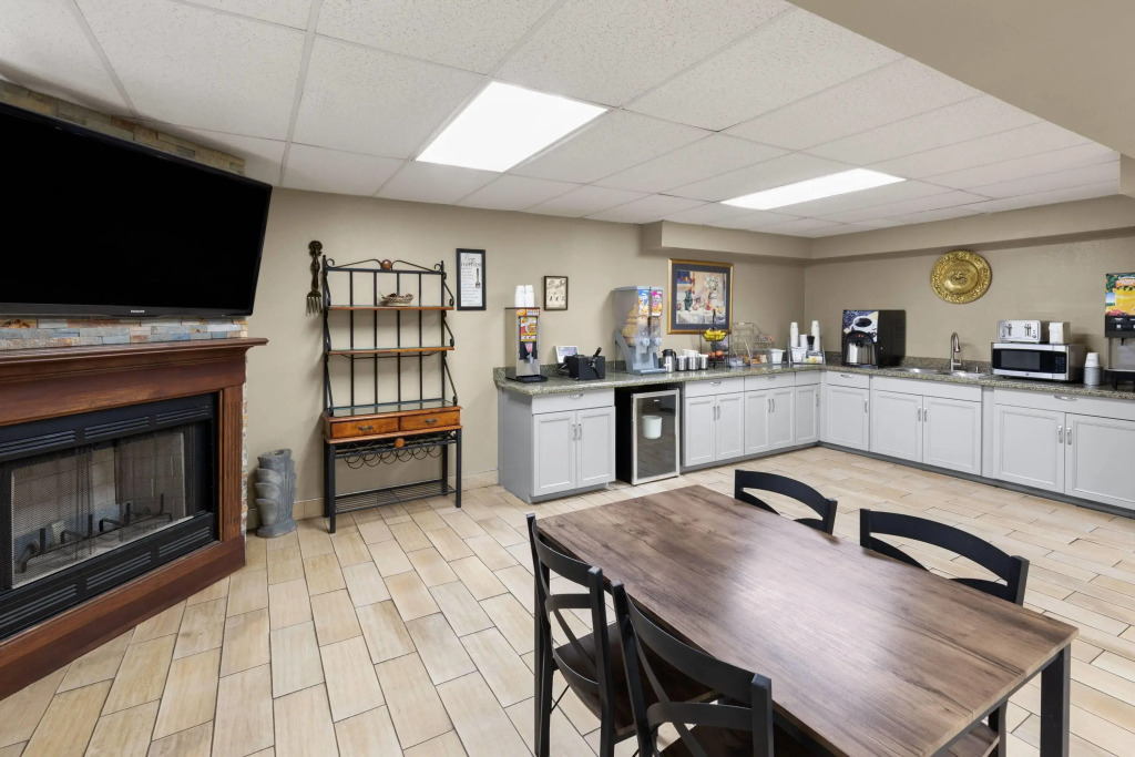 Super 8 by Wyndham Shepherdsville - Louisville South I65
